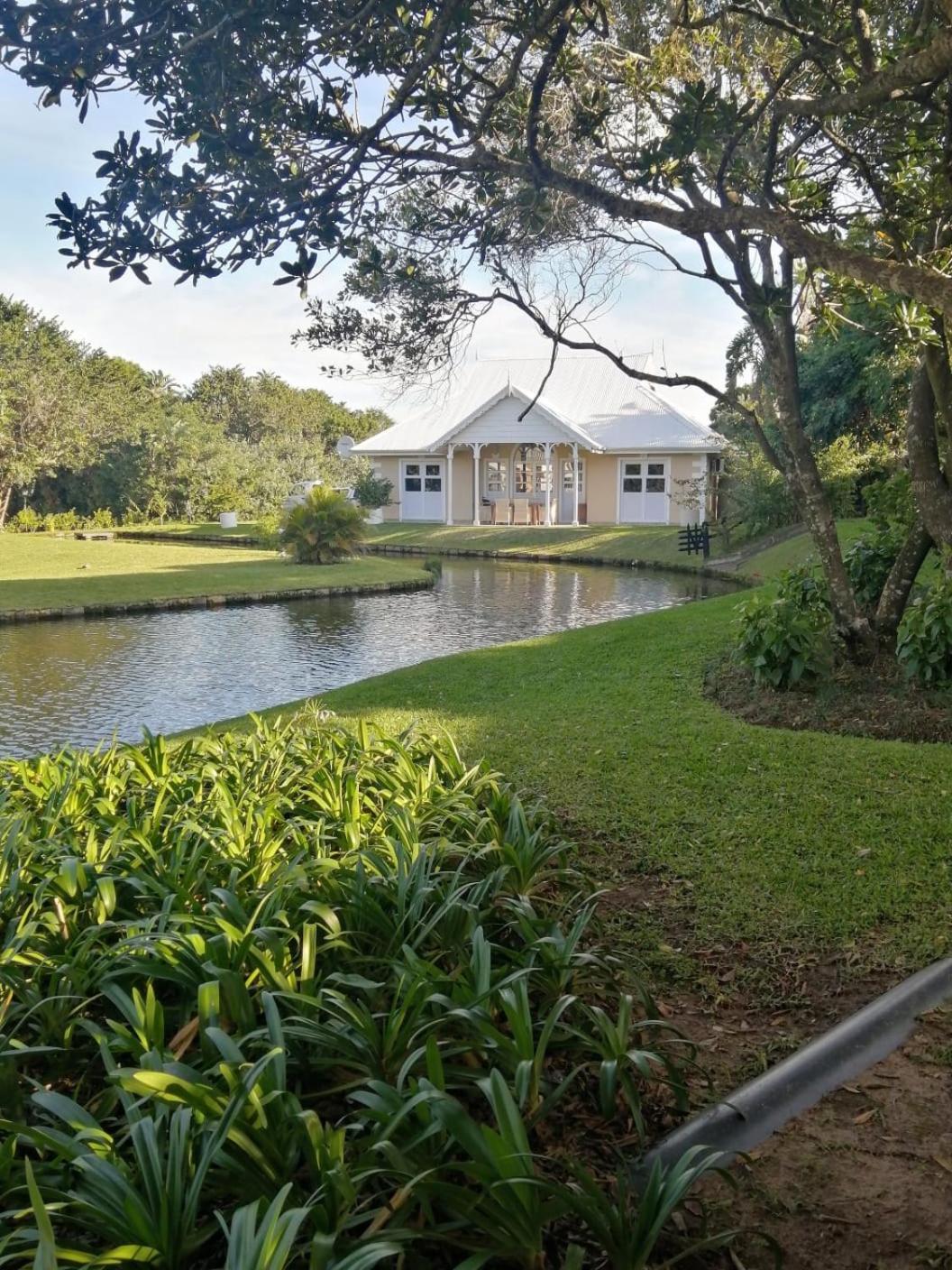 Caribbean Estates Lakeview Villa Port Edward Exterior foto